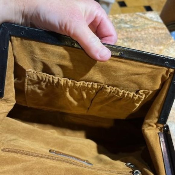 Patricia Nash Tiger Like New Leather Bag Purse (One missing stud on Bottom) - Picture 6 of 9